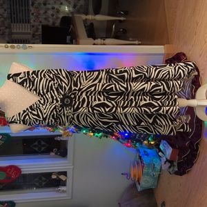 Women's high/low zebra print sleeveless dress